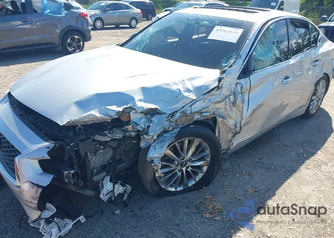 2019 Infiniti Q50 3.0T Luxe z USA, uszkodzony, nr VIN JN1EV7AP0KM518412